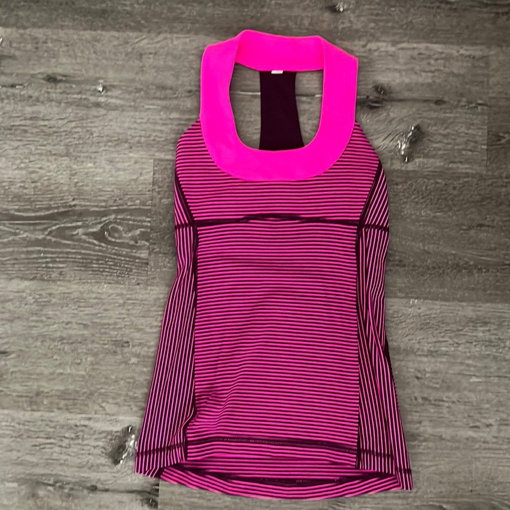Lululemon tank